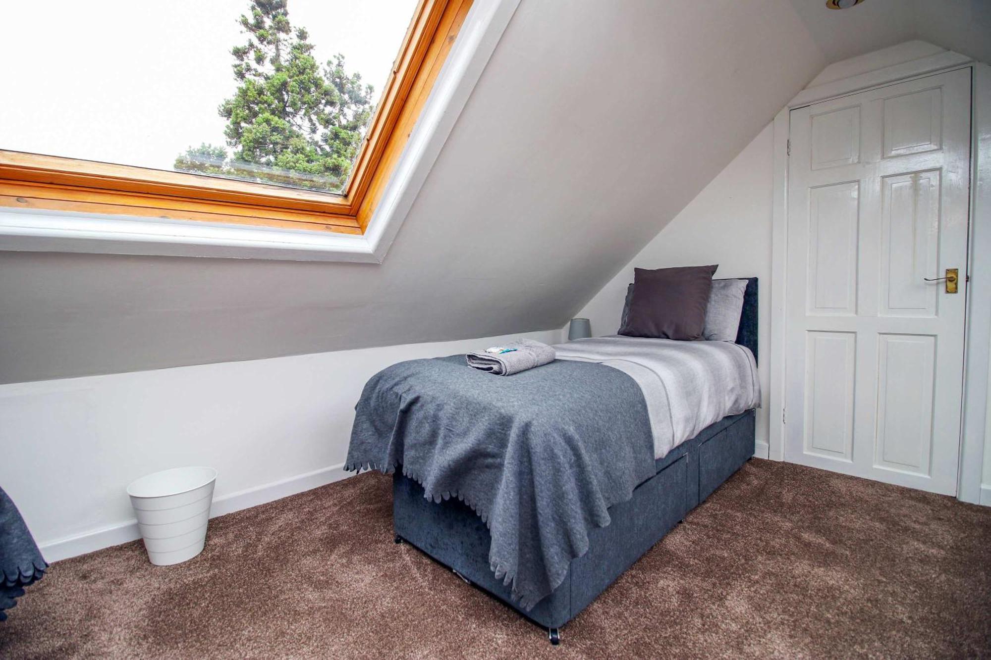 The Lockett Wonderful Large Bungalow Plympton, Plymouth Free Parking By Staystaycations Exterior foto